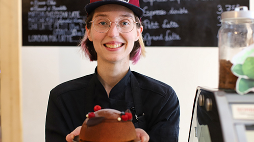 Pour Émeline Baudrillart, le travail, c’est du gâteau !