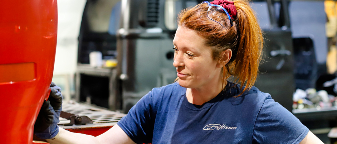 Marie-Ève Beauregard, de coiffeuse à championne en carrosserie